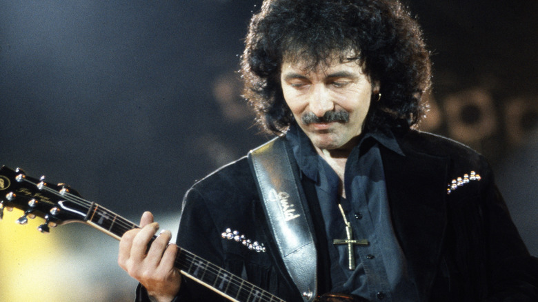 Tony Iommi playing guitar