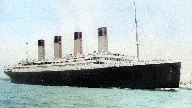 What Did The Titanic Look Like In Color PicTellMe