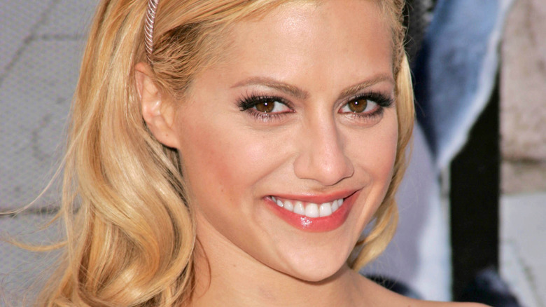 Brittany Murphy smiling